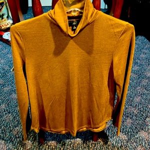 ✅3for$20 Banana Republic lightweight turtleneck sweater